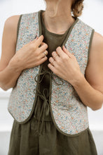 Load image into Gallery viewer, Ryan Reversible Quilted Gilet
