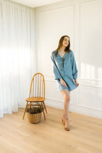 Load image into Gallery viewer, Lindie Tie Front Top