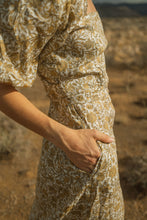 Load image into Gallery viewer, Robin Puff Sleeve Dress - Linen