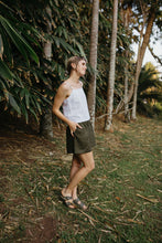 Load image into Gallery viewer, Iris Shorts Plain - Linen