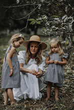 Load image into Gallery viewer, Nessa Ruffle Sleeve dress