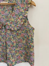 Load image into Gallery viewer, Rosa Frill Collar Blouse - Cotton
