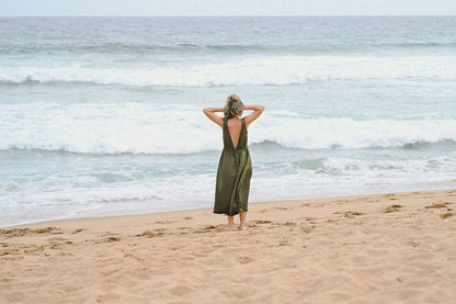 Hannah Low V-back dress - Linen