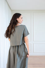 Load image into Gallery viewer, Mabel Crop Boxy Tee - Linen Blend
