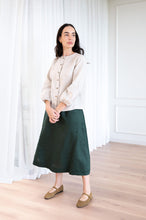 Load image into Gallery viewer, Sylvie Button Up Blouse
