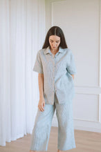 Load image into Gallery viewer, Thea Short Sleeve Shirt - Navy &amp; White Stripe Linen -Small
