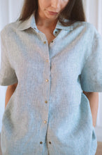 Load image into Gallery viewer, Thea Short Sleeve Shirt - Navy &amp; White Stripe Linen -Small

